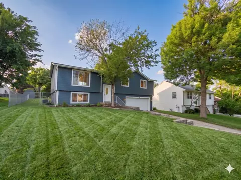 10809 N Church St, Huntley, IL 60142
