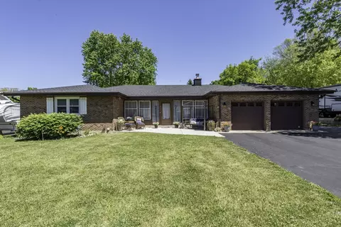 411 Thompson Ave, Winthrop Harbor, IL 60096