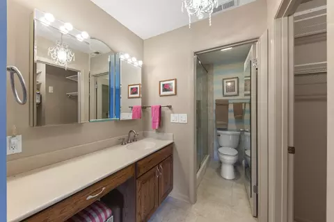 Bath - 1608 Thames Ct #A, Wheaton, IL 60189 photo 1 of 3