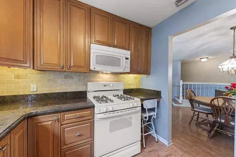 Kitchen - 1608 Thames Ct #A, Wheaton, IL 60189 photo 3 of 3