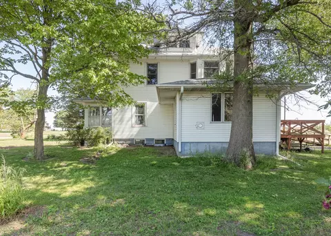 Exterior - 29058 E 2700 St, Prophetstown, IL 61277 photo 2 of 10