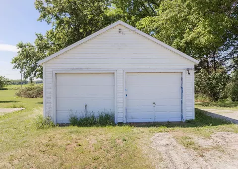 Exterior - 29058 E 2700 St, Prophetstown, IL 61277 photo 4 of 10