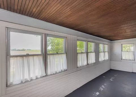 Exterior - 29058 E 2700 St, Prophetstown, IL 61277 photo 6 of 10