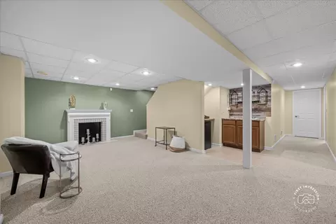 Living - 1024 Maple Ln, Batavia, IL 60510 photo 4 of 4