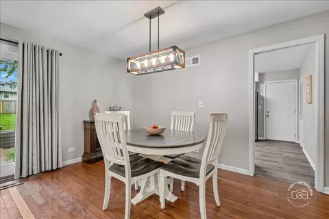 Dining - 1024 Maple Ln, Batavia, IL 60510 photo 1 of 1