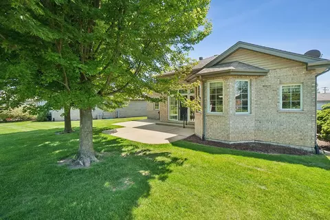 512 Highlington Ct, Beecher, IL 60401 photo 28