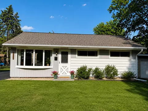 338 Terrace Dr, Sycamore, IL 60178