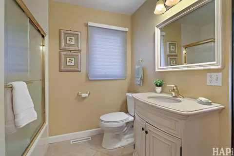 Bath - 716 S Riverside Dr, Mchenry, IL 60050 photo 1 of 4
