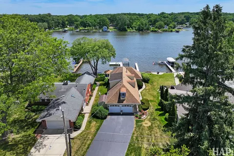 View/Area - 716 S Riverside Dr, Mchenry, IL 60050 photo 1 of 7