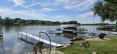 View/Area - 716 S Riverside Dr, Mchenry, IL 60050 photo 7 of 7