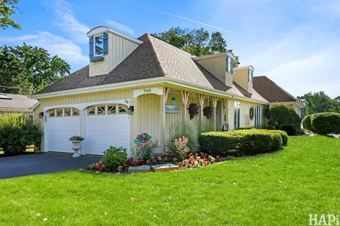 Exterior - 716 S Riverside Dr, Mchenry, IL 60050 photo 5 of 14