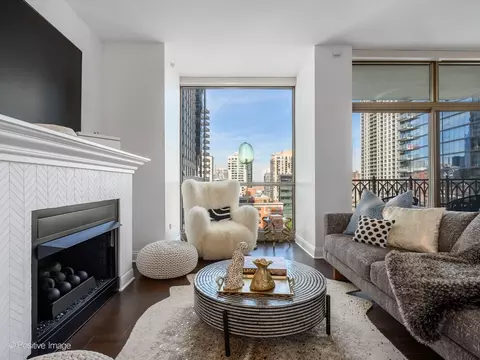 Living - 21 E Huron St #1201, Chicago, IL 60611 photo 3 of 4