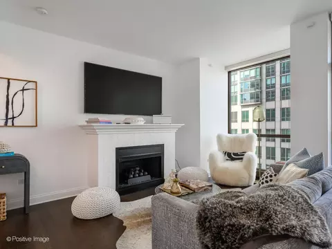Living - 21 E Huron St #1201, Chicago, IL 60611 photo 4 of 4
