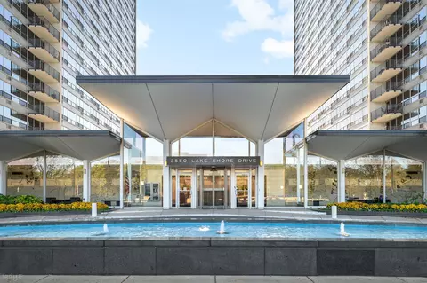3550 N Lake Shore Dr #1922, Chicago, IL 60657