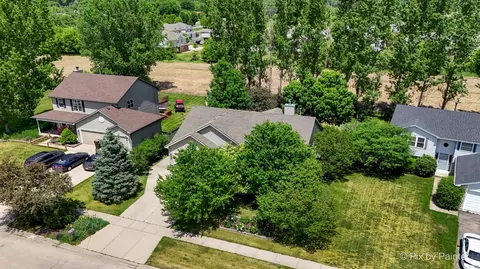 View/Area - 5928 Bluegrass Trl, Mchenry, IL 60050 photo 2 of 7
