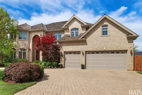4842 N Vine Ave, Norridge, IL 60706