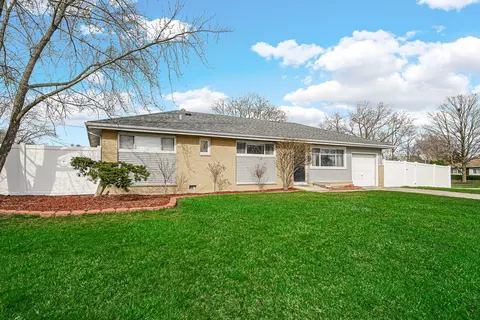Other - 310 Maricopa Ln, Hoffman Estates, IL 60169 photo 1 of 4