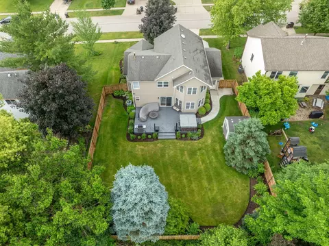 View/Area - 4716 Oregon Trl, Mchenry, IL 60050 photo 2 of 2