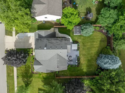 View/Area - 4716 Oregon Trl, Mchenry, IL 60050 photo 1 of 2