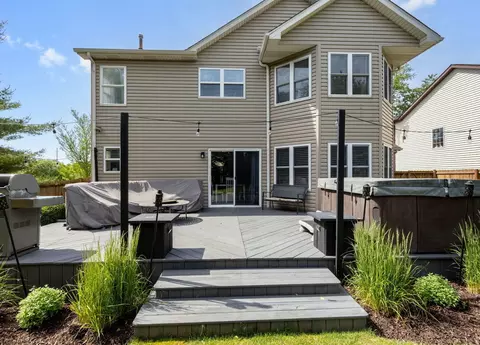 Exterior - 4716 Oregon Trl, Mchenry, IL 60050 photo 4 of 5