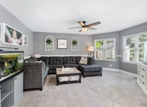 Living - 4716 Oregon Trl, Mchenry, IL 60050 photo 2 of 2