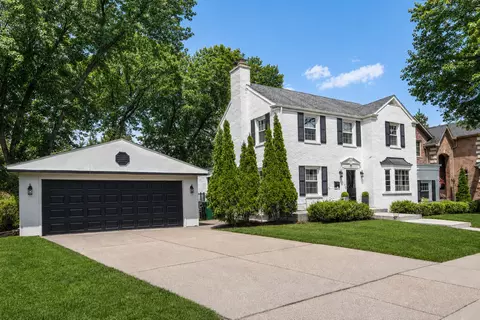 4335 Lee St, Skokie, IL 60076