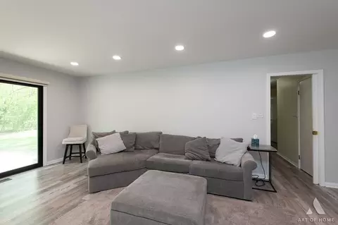 Other - 2 Dogwood Rd, Rolling Meadows, IL 60008 photo 5 of 8