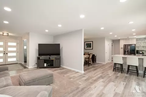 Other - 2 Dogwood Rd, Rolling Meadows, IL 60008 photo 4 of 8