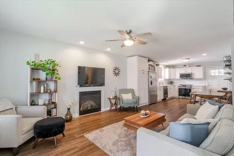 3585 Silverado Trl, Normal, IL 61761 photo 5