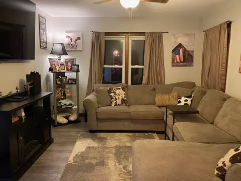 Living - 4373 E 250th Rd, Mendota, IL 61342 photo 1 of 1