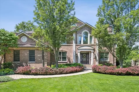 1620 Canterbury Ln, Glenview, IL 60025