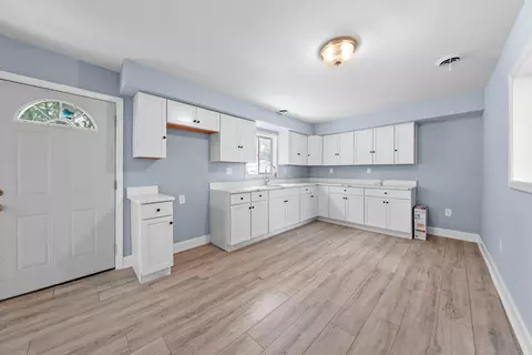 Entry Way - 209 S Jackson St, Gardner, IL 60424 photo 1 of 2
