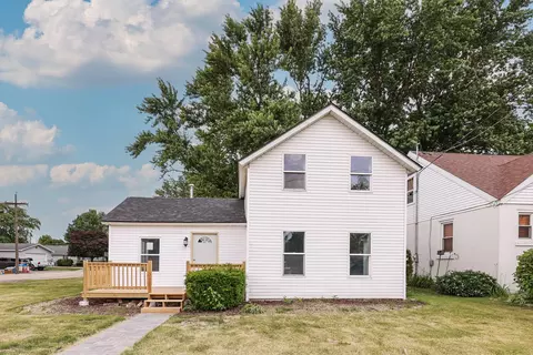 209 S Jackson St, Gardner, IL 60424