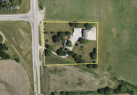 6398 Ridge Rd, Oswego, IL 60543