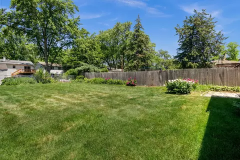 Exterior - 1107 Elm St, Wheaton, IL 60189 photo 7 of 9