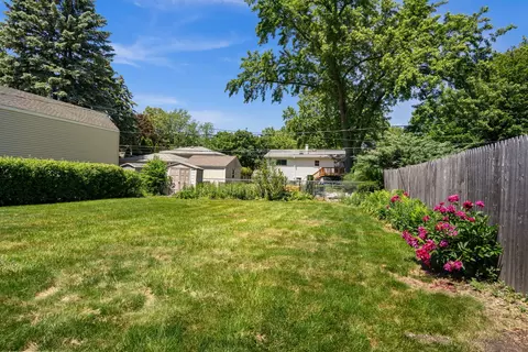 Exterior - 1107 Elm St, Wheaton, IL 60189 photo 8 of 9