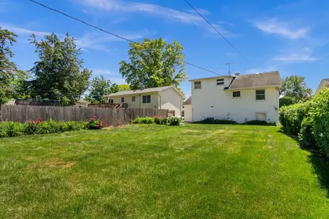 Exterior - 1107 Elm St, Wheaton, IL 60189 photo 6 of 9
