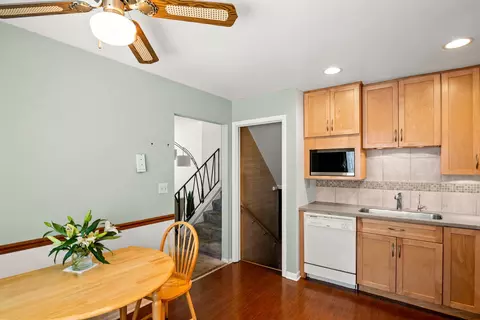 Kitchen - 1107 Elm St, Wheaton, IL 60189 photo 3 of 3