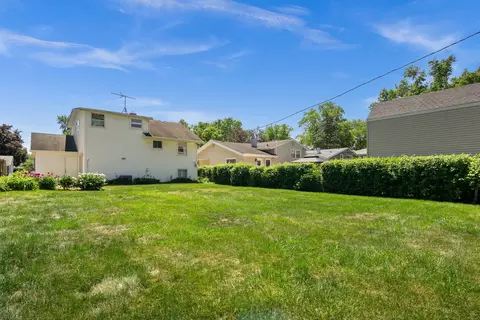 Exterior - 1107 Elm St, Wheaton, IL 60189 photo 5 of 9