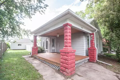 908 4th St, Orion, IL 61273