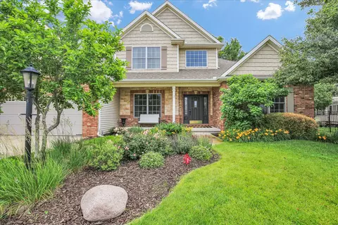 9 Della Ct, Savoy, IL 61874