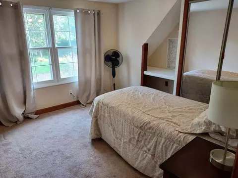 Bedroom - 201 Devonshire Rd, Tower Lakes, IL 60010 photo 4 of 6