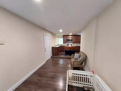 Entry Way - 201 Devonshire Rd, Tower Lakes, IL 60010 photo 1 of 2