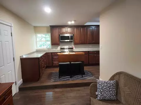 Kitchen - 201 Devonshire Rd, Tower Lakes, IL 60010 photo 1 of 7