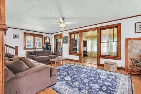 Living - 2808 Western Ave, Mattoon, IL 61938 photo 2 of 3
