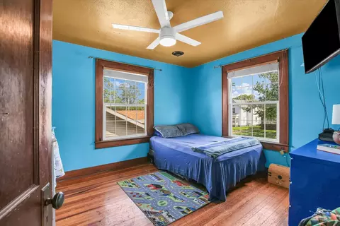 Bedroom - 2808 Western Ave, Mattoon, IL 61938 photo 2 of 5