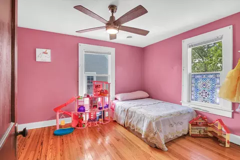 Bedroom - 2808 Western Ave, Mattoon, IL 61938 photo 5 of 5