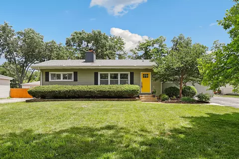 0 N741 Barry Ave, Wheaton, IL 60187