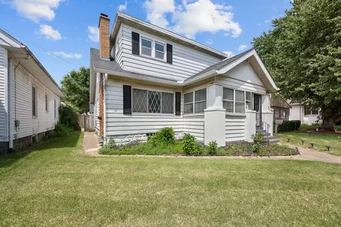 2922 9th St, Rock Island, IL 61201