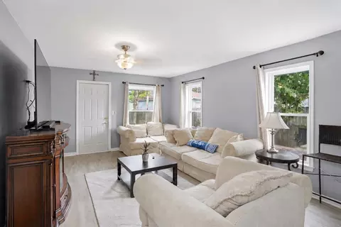 Other - 551 Sunset Dr, Elgin, IL 60123 photo 2 of 5